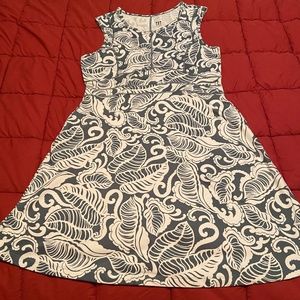 Title Nine Green and White Banana Leaf dress (medium)